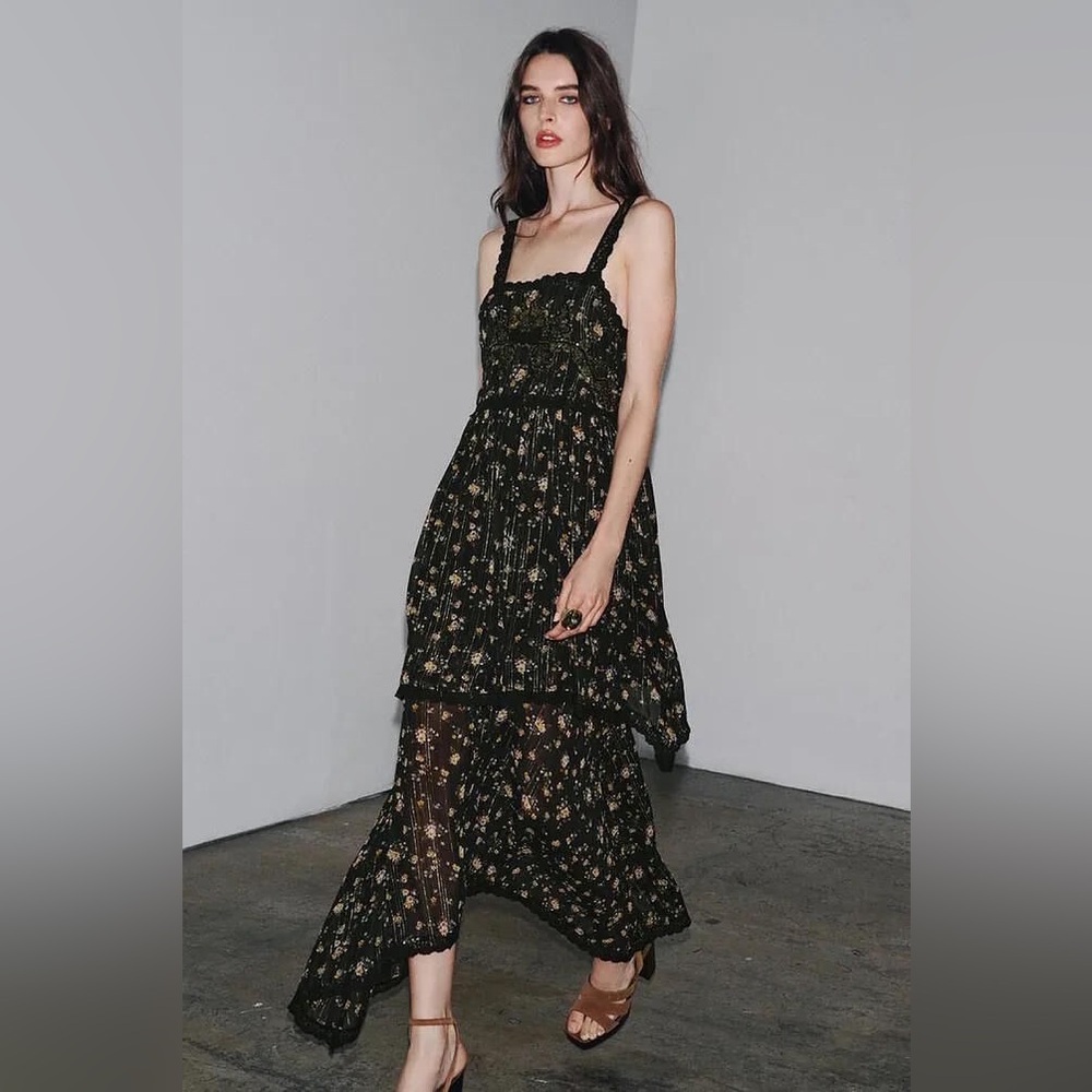 ZARA Black Floral Tiered Maxi Dress with Smocked Bodice SIZE M NWT